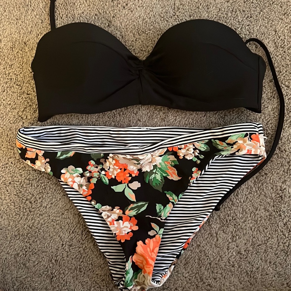 SOLD Reversible bikini set